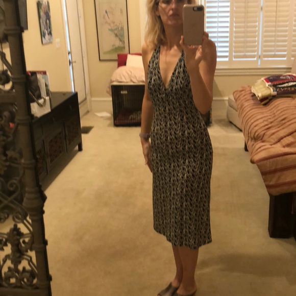 Just in Time Dresses & Skirts - Black / White swirl dress with clear sequins SZ S